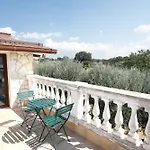 Lejlighed Villa Isabella Alloggi E Camere Con Parcheggio Interno Custodito *