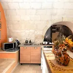Villa Isabella Alloggi E Camere Con Parcheggio Interno Custodito * Gioia Del Colle