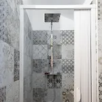 Villa Isabella Alloggi E Camere Con Parcheggio Interno Custodito Lejlighed