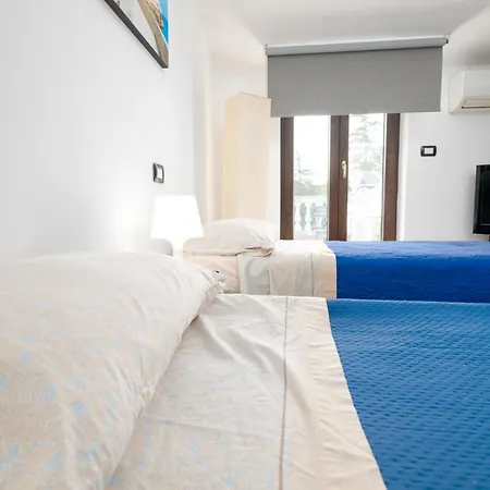 公寓 Isabella Alloggi E Con Parcheggio Interno Custodito 乔亚德尔科尔