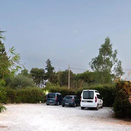 Lejlighed Villa Isabella Alloggi E Camere Con Parcheggio Interno Custodito