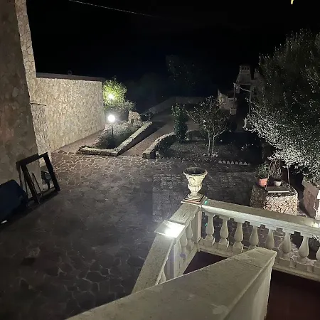 E In Isabella Con Parcheggio Custodito E Wifi جويا ديل كولي