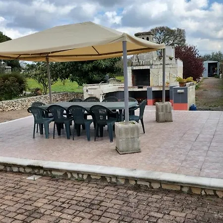 E In Isabella Con Parcheggio Custodito E Wifi Apartmán Gioia Del Colle