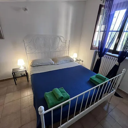 E In Isabella Con Parcheggio Custodito E Wifi Apartmán *
